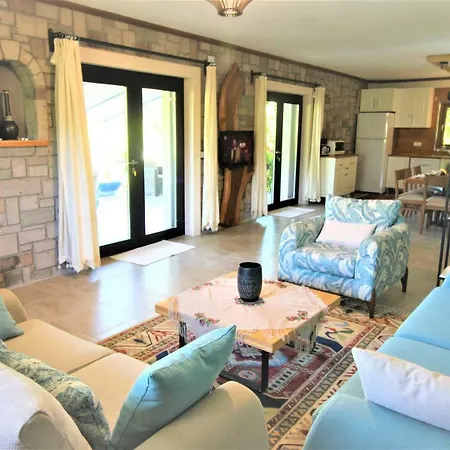 Stonehouse-2 * Dalyan