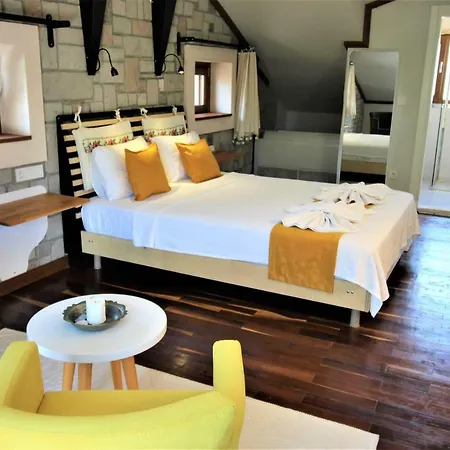 Stonehouse-2 Vilă *