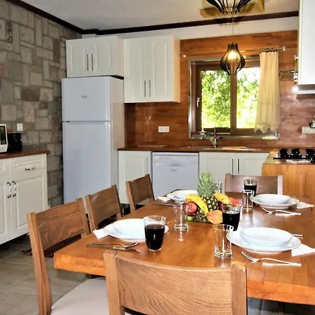 Stonehouse-2 ヴィラ *