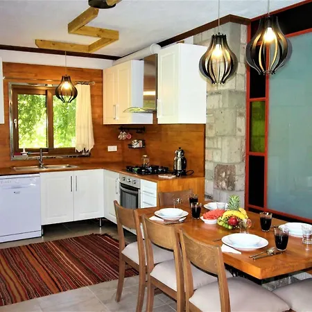 Stonehouse-2 ヴィラ *